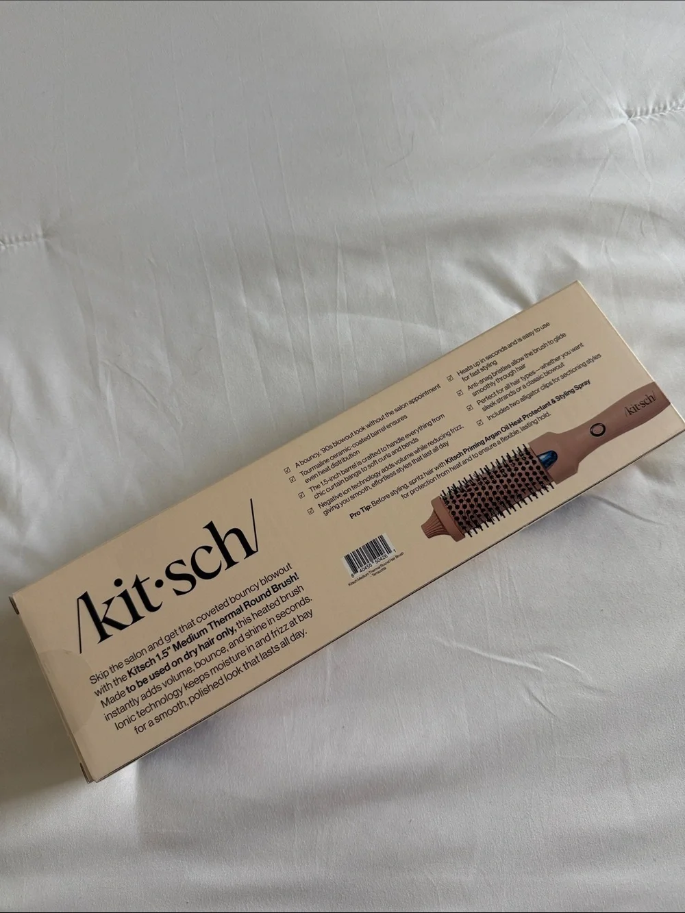 Kitsch Medium 1.5 inch Thermal Round Brush in pink
